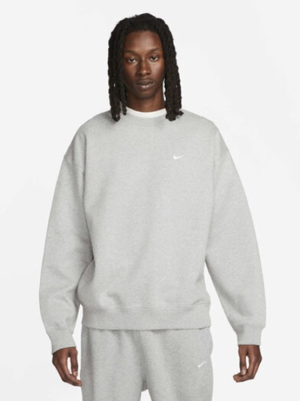 Nike Men's Crewneck Sweatshirt in Heather Light Gray NWOT